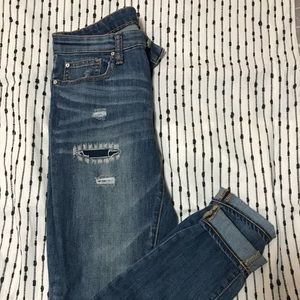 Distressed Denim Legging